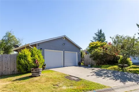 220 93rd St SE, Everett, WA 98208 photo 1