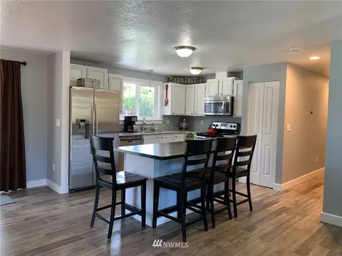 21613 49th Avenue Ct E, Spanaway, WA 98387 photo 9
