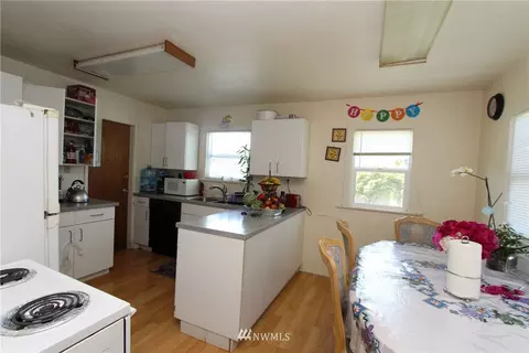 1704 Rockefeller Ave, Everett, WA 98201 photo 18
