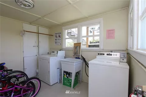 1704 Rockefeller Ave, Everett, WA 98201 photo 22