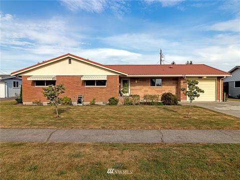 1209 Loraine St, Enumclaw, WA 98022 photo 2