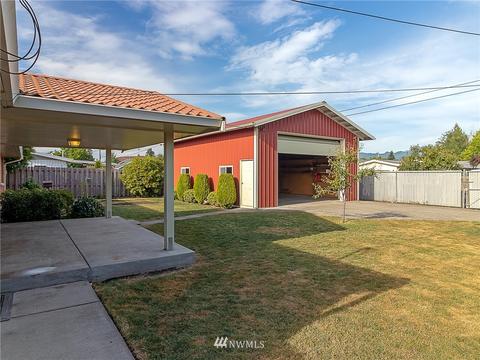 1209 Loraine St, Enumclaw, WA 98022 photo 3