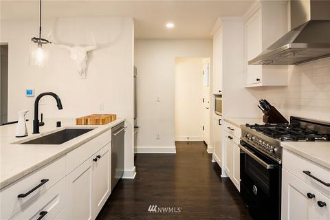 2304 Mcgilvra Blvd E, Seattle, WA 98112 photo 9