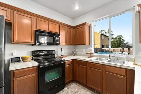 4525 201st St E, Spanaway, WA 98387 photo 17
