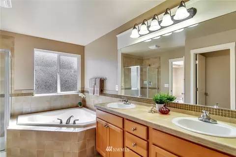 16517 41st Ave SE, Bothell, WA 98012 photo 16