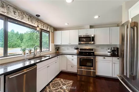 1823 347th St E, Roy, WA 98580 photo 4
