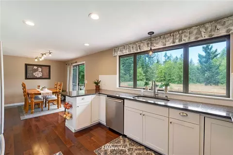 1823 347th St E, Roy, WA 98580 photo 5