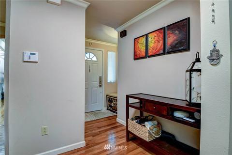 17313 Gravenstein Rd, Bothell, WA 98012 photo 4