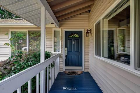 17313 Gravenstein Rd, Bothell, WA 98012 photo 3