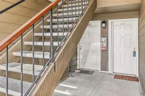 820 Cady Rd #D102, Everett, WA 98203 photo 1