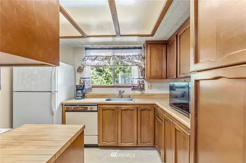 820 Cady Rd #D102, Everett, WA 98203 photo 4
