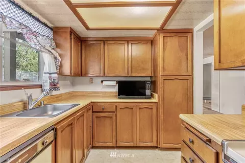 820 Cady Rd #D102, Everett, WA 98203 photo 5