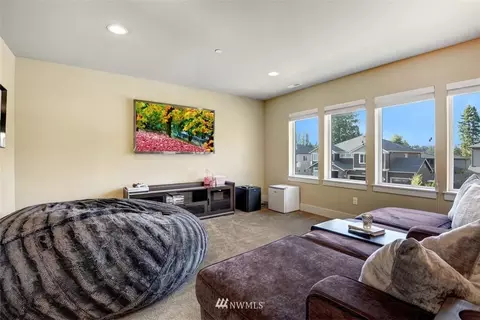 8831 NE 202nd Pl, Bothell, WA 98011 photo 19