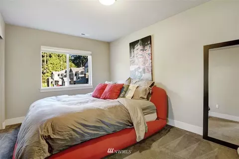 8831 NE 202nd Pl, Bothell, WA 98011 photo 20