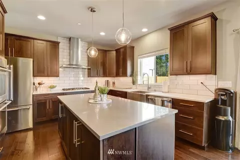 8831 NE 202nd Pl, Bothell, WA 98011 photo 9