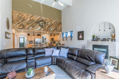 205 Cardinal St SW, Orting, WA 98360 photo 11