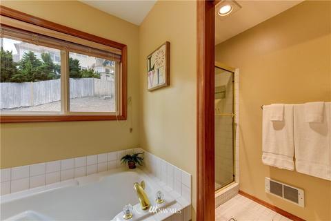 11025 NE 197th St, Bothell, WA 98011 photo 18