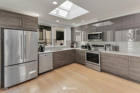 722 Summit Ave E, Seattle, WA 98102 photo 10