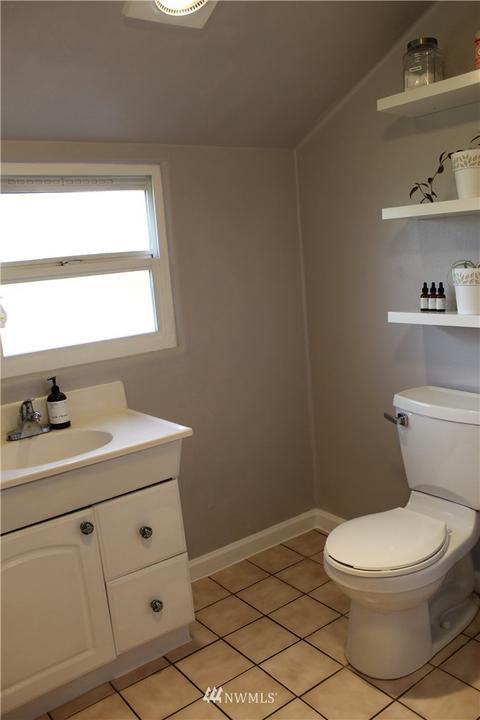 708 Washington Ave N, Orting, WA 98360 photo 12