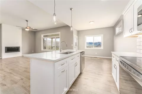 437 Spring View Pl, Chelan, WA 98816 photo 18