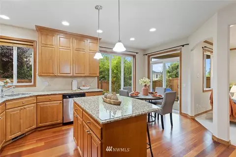 4124 215th St SE, Bothell, WA 98021 photo 3
