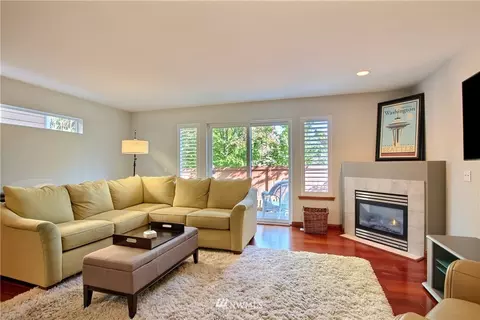 9420 16th Dr W, Everett, WA 98204 photo 2
