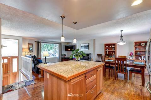 2425 129th Pl SE, Everett, WA 98208 photo 3