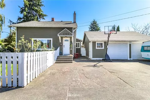 1502 Everett St, Sumner, WA 98390 photo 4