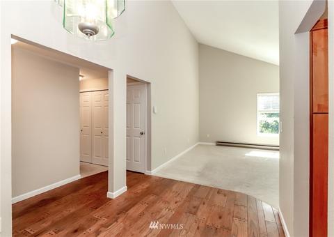 820 E Cady Apt J301 Rd, Everett, WA 98203 photo 6