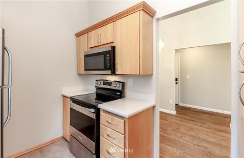 820 E Cady Apt J301 Rd, Everett, WA 98203 photo 12