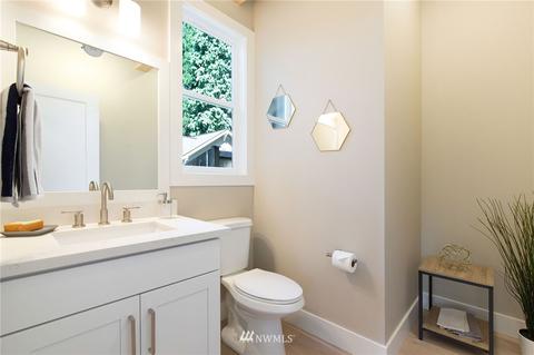 9012 25th Ave NE, Seattle, WA 98115 photo 18