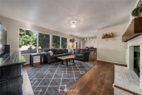 909 Olsen Pl, Enumclaw, WA 98022 photo 4