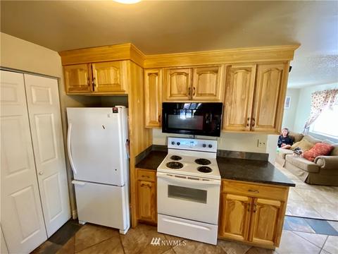 145 E Pine St, Othello, WA 99344 photo 5