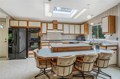930 243rd St SW, Bothell, WA 98021 photo 5