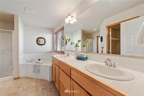 21215 40th Dr SE, Bothell, WA 98021 photo 17