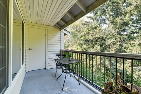12404 E Gibson Rd #A302, Everett, WA 98204 photo 13