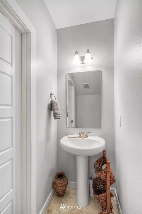 7518 149th Avenue Ct E, Sumner, WA 98390 photo 5