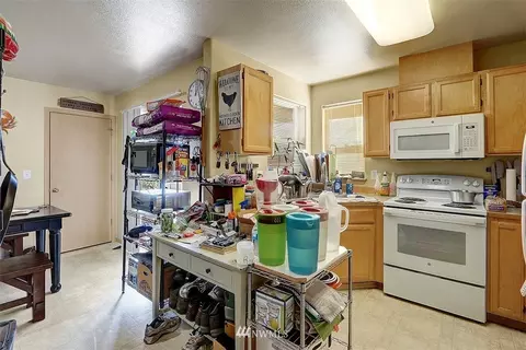 2811 Fulton St, Everett, WA 98201 photo 4