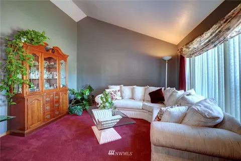 1522 198th St E, Spanaway, WA 98387 photo 4