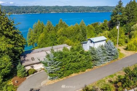 310 E Warren Dr, Union, WA 98592 photo 2