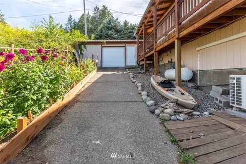 310 E Warren Dr, Union, WA 98592 photo 32