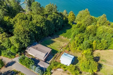 310 E Warren Dr, Union, WA 98592 photo 4