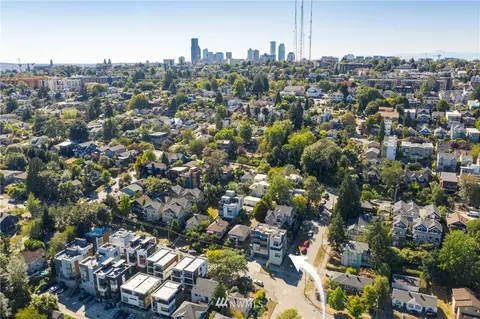 1735 27th Ave, Seattle, WA 98122 photo 28
