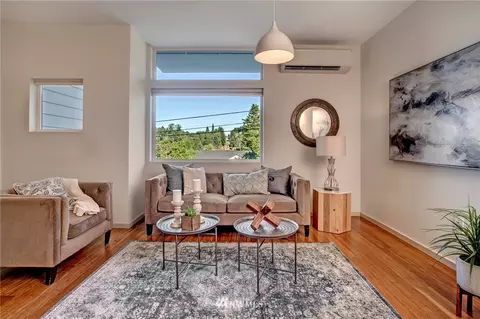 1735 27th Ave, Seattle, WA 98122 photo 9