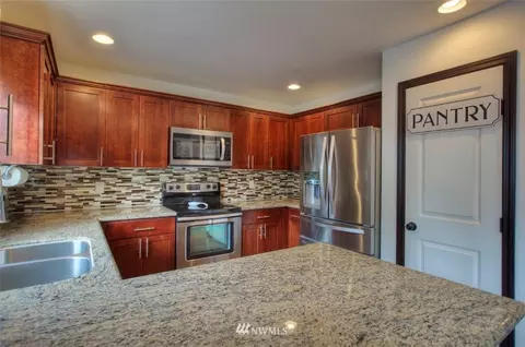 6708 207th Street Ct E, Spanaway, WA 98387 photo 7