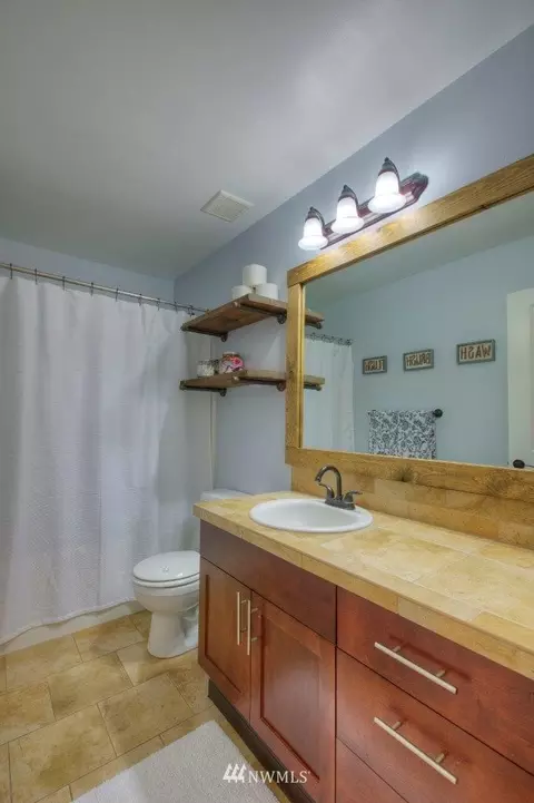 6708 207th Street Ct E, Spanaway, WA 98387 photo 21