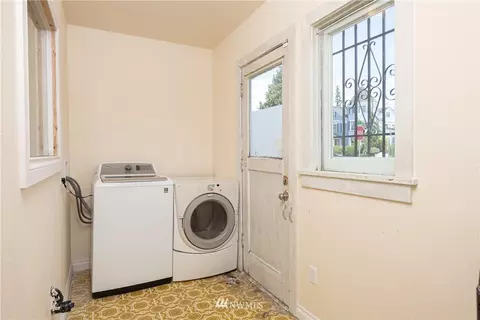 2202 Rucker Ave, Everett, WA 98201 photo 9