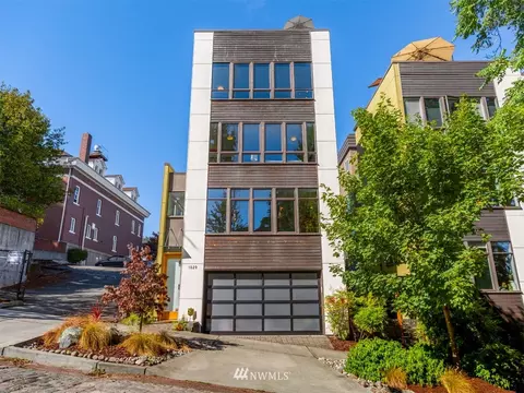 1820 E Howell St, Seattle, WA 98122 photo 1