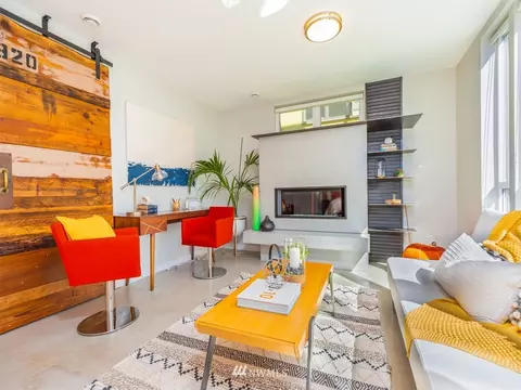 1820 E Howell St, Seattle, WA 98122 photo 11