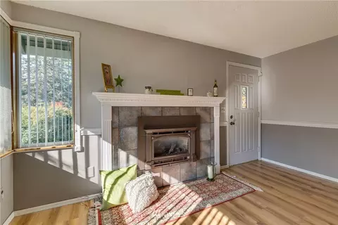 10705 26th Dr SE, Everett, WA 98208 photo 4